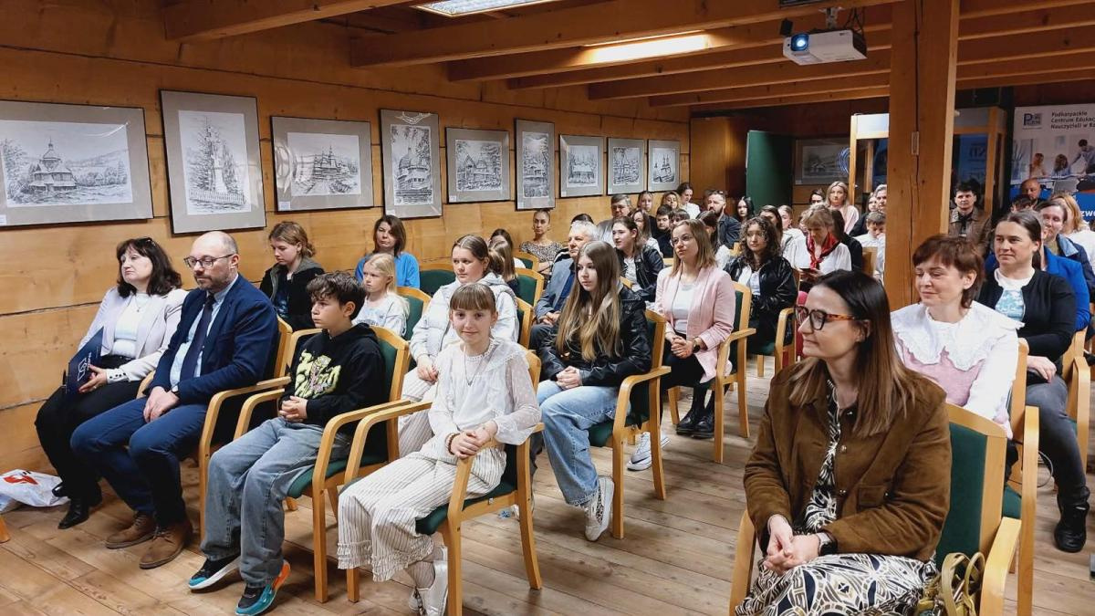 Hdimge3e6d8148f4726553f96258bfe0b33