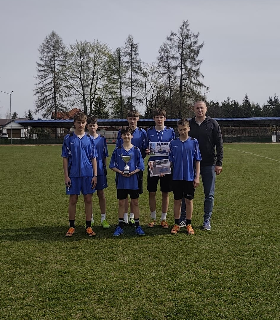 673833120 122128324137010358 4281186399983464738 N