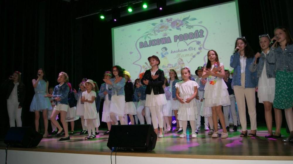 Bajkowa opowieść ogniska muzycznego