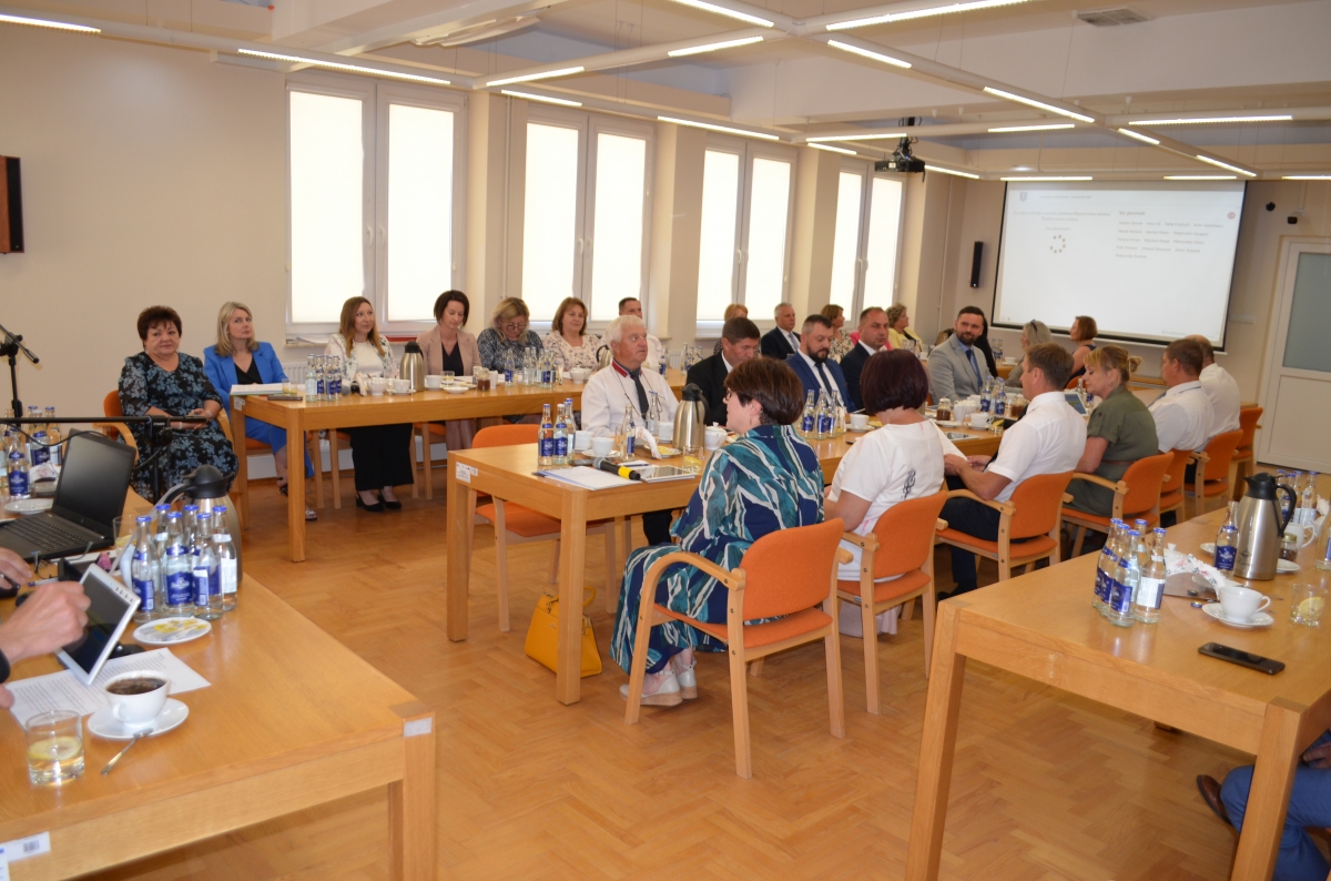 Jednogłośne wotum zaufania i absolutorium dla Wójt Gminy Jasienica Rosielna